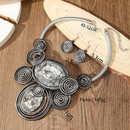 KIT COLAR + BRINCOS - ZURI