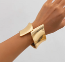 COLEÇÃO AURA - ANÉIS E BRACELETES