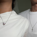 KIT 2 COLARES CORAÇÃO E ESPADA - BANHADO A OURO 18K