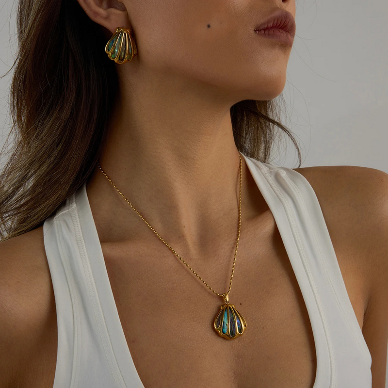 COLAR PINGENTE CONCHA ABALONE - 18K - À PROVA D'ÁGUA